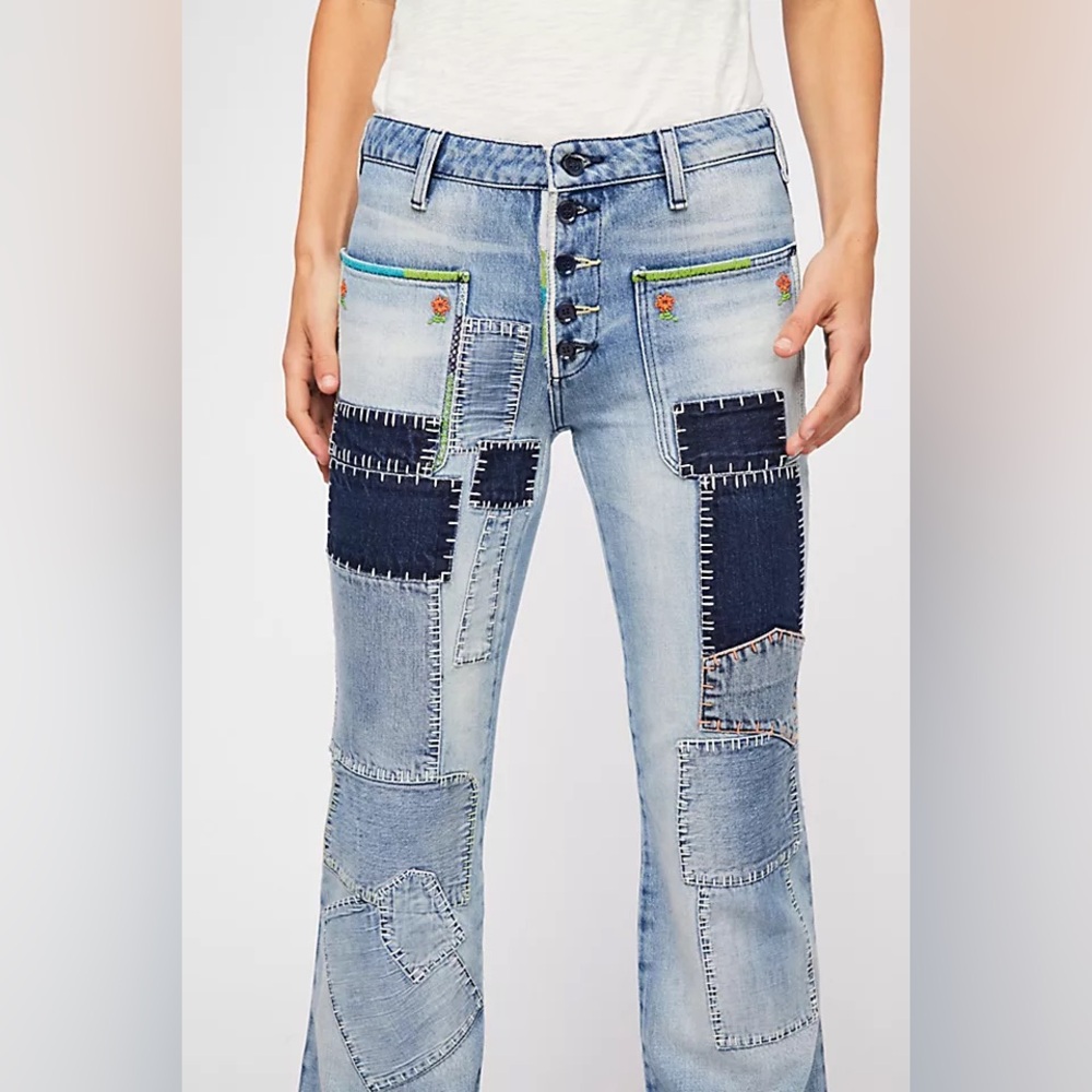 FREE PEOPLE Patchwork Embroidered Button-fly Flare Jeans Size 25 SOLD OUT!